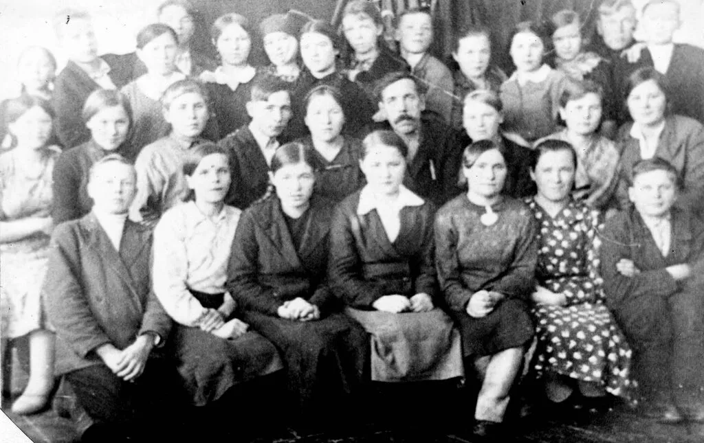 1942