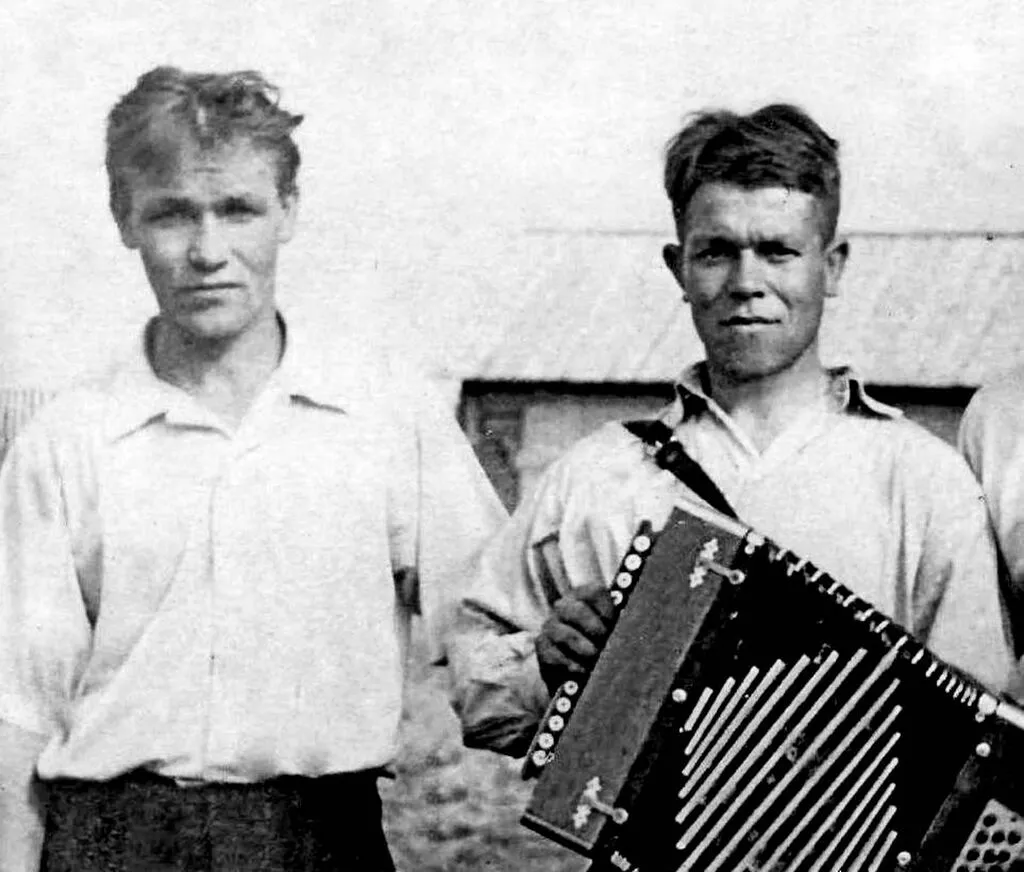 братья Сергей и Аркадий