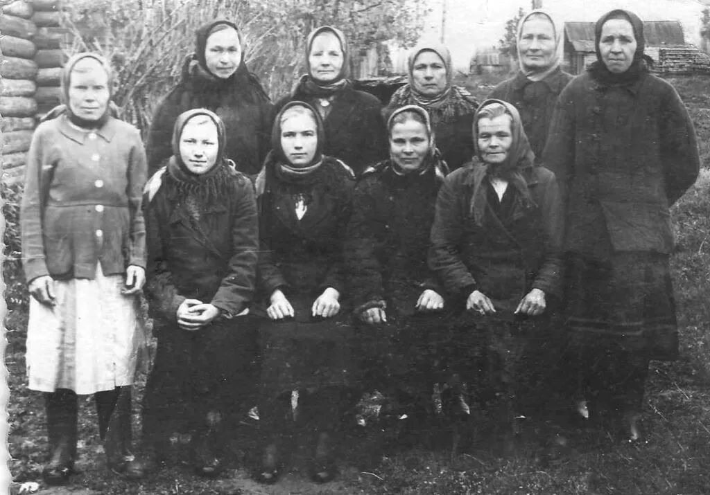 женщины Черкасы 1954