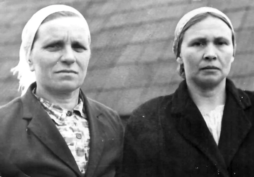 свинарки Чистоусова Лидия Николаевна и Витвинова Екатерина