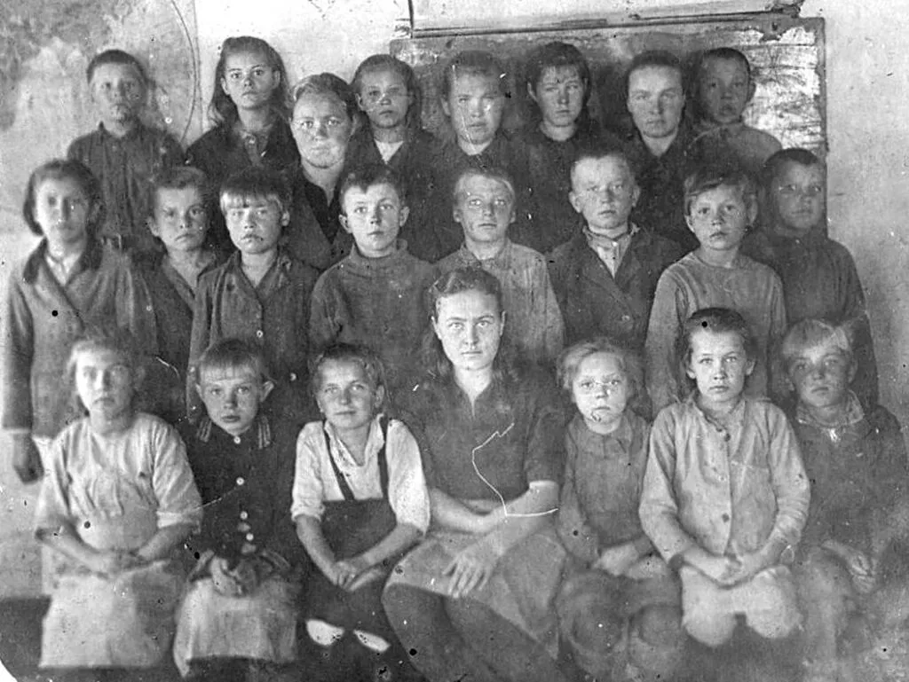 Начальная школа д. Коктыш Арбажского района, 1948 - 1949 учебный год